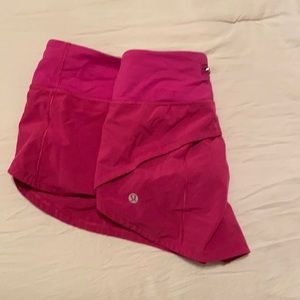 Lululemon magenta 2” speed up short- size 4 reg
